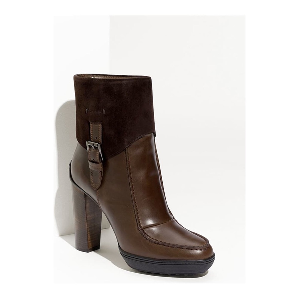TOD’S Leather Ankle Boots